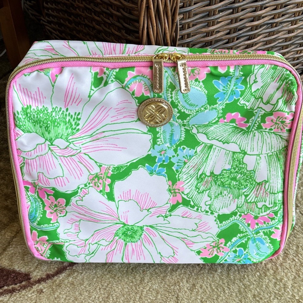 NWOT Lilly Pulitzer Pink & Green Floral Mult Purpose Bag